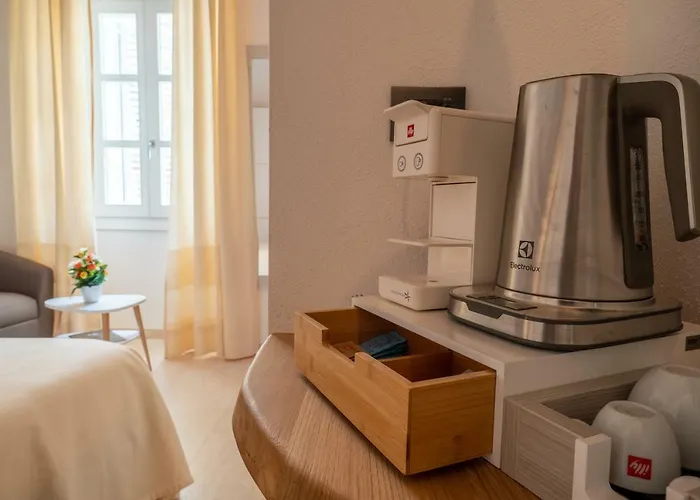 Corso Umberto בית הארחה